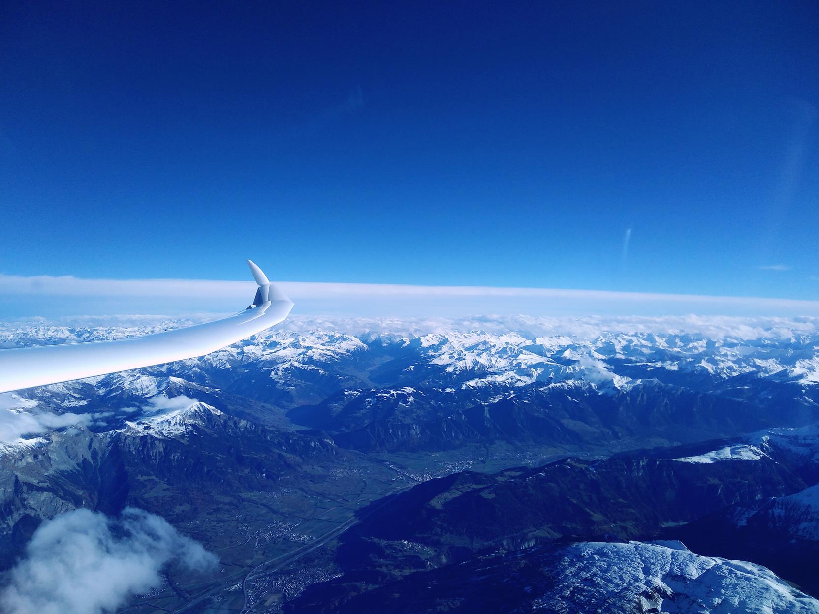 Fohnwelle In Den Alpen Hohenflug Uber Den Bergen